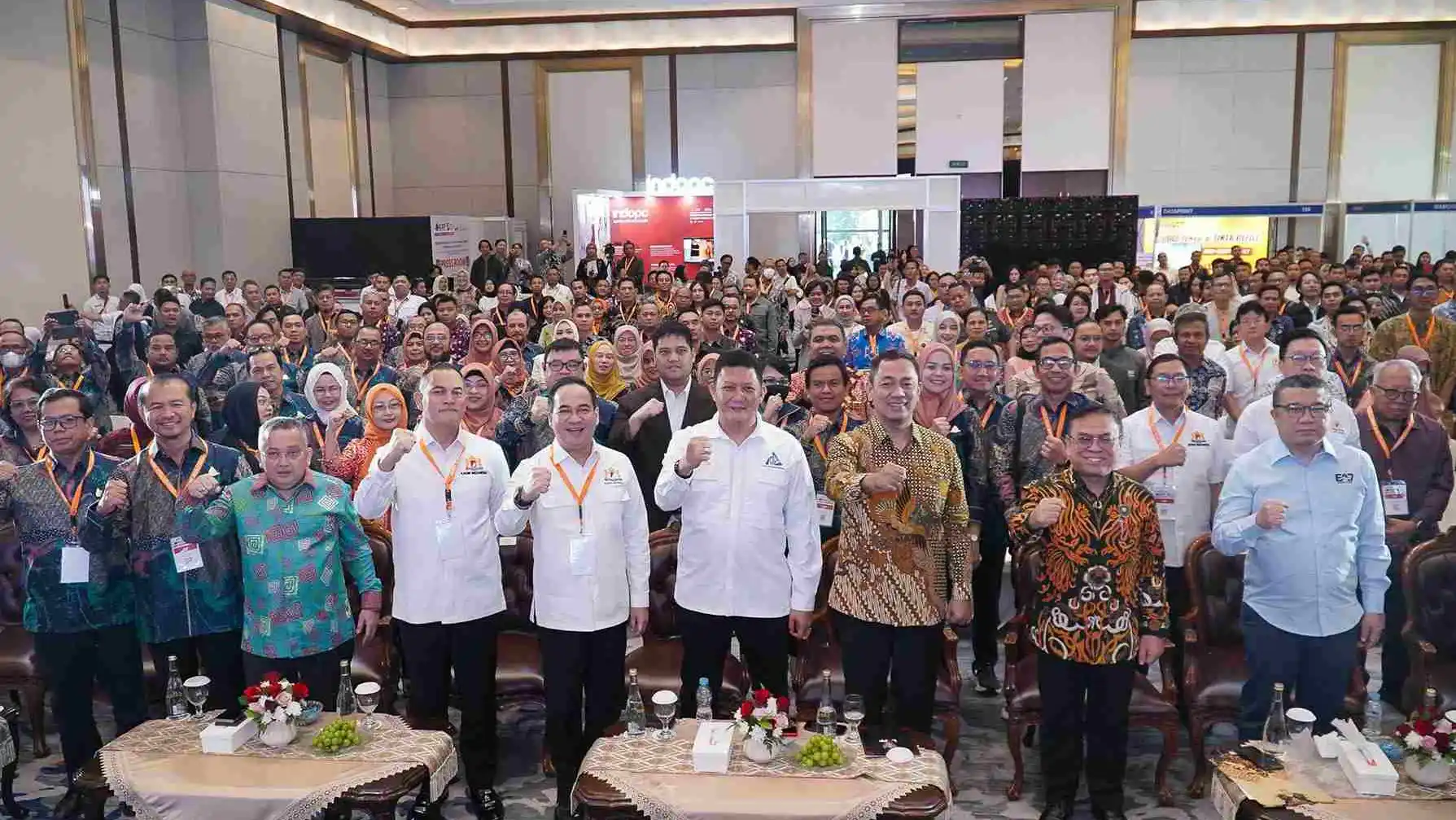 Audiensi dengan Pemerintah Daerah